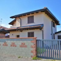 Villa/Casa singola - Casalbeltrame(NO)