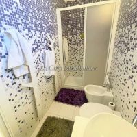 1 locale - 