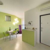 1 locale - 