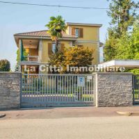 Villa Bifamiliare/Villa/Casa singola - Novara(NO)
