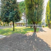 Villa Bifamiliare/Villa/Casa singola - Novara(NO)