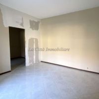 3 locali - Novara(NO)