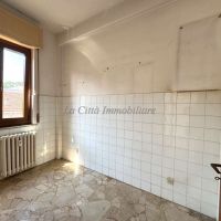 2 locali - Novara(NO)