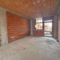 3 locali - Galliate(NO)