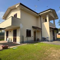 Villa/Casa singola - Nibbiola(NO)