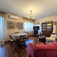 4 o più locali - Novara(NO)