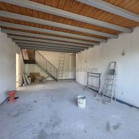 Attico/4 o più locali - 