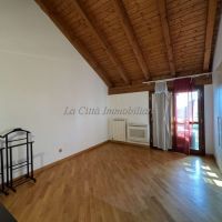 3 locali/Attico - Novara(NO)