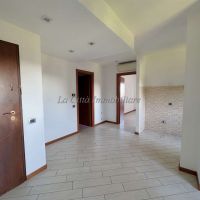 2 locali - Novara(NO)