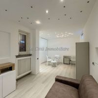 1 locale - Novara(NO)