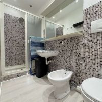 1 locale - Novara(NO)