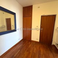 4 o più locali - Novara(NO)