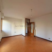 2 locali/Appartamento - Novara(NO)