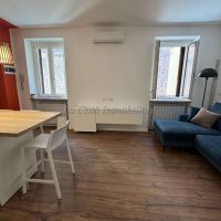 1 locale - Novara(NO)