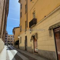 1 locale - Novara(NO)