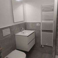 1 locale - Novara(NO)