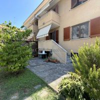 Villa/Villa Bifamiliare/Villetta schiera - Novara(NO)