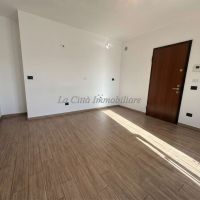 2 locali - Novara(NO)